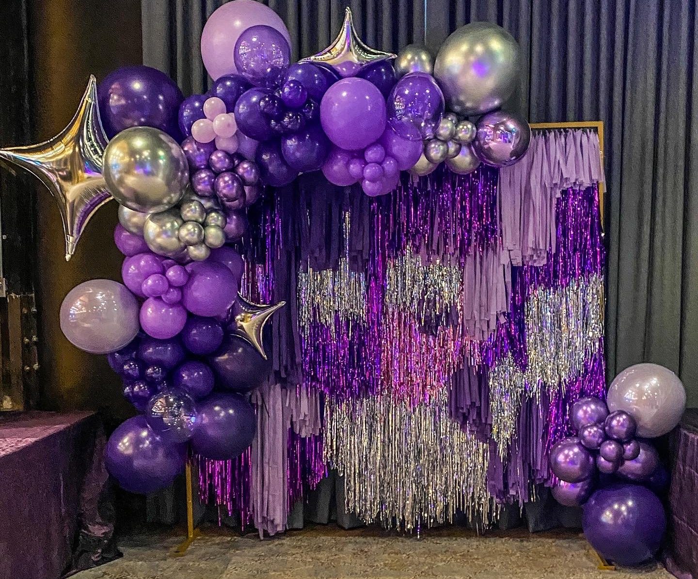 purple party decorations16 e1702483414720